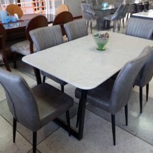 ชุดอาหาร 6 ที่นั่ง