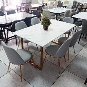 โต๊ะอาหาร หน้าหิน